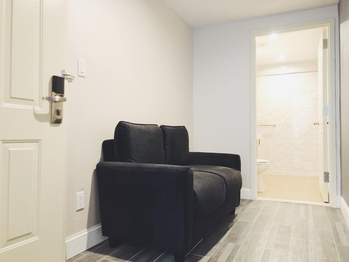 Others 5, The Mayfair Inn & Suites, New York