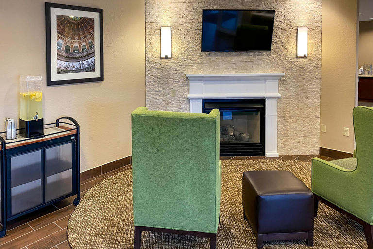 Others 5, Comfort Inn DeKalb - University Area, De Kalb