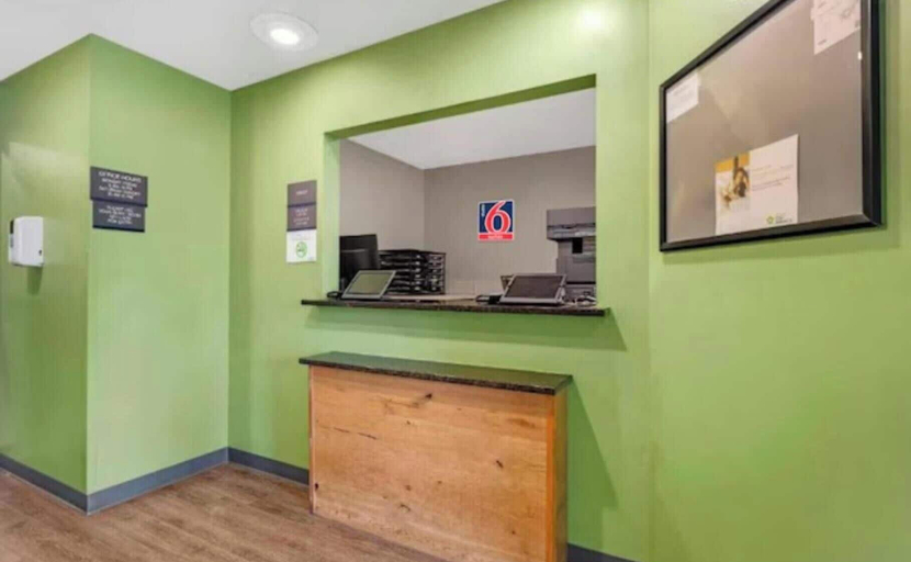 Others 4, Studio 6 Extended Stay Fort Myers FL, Lee