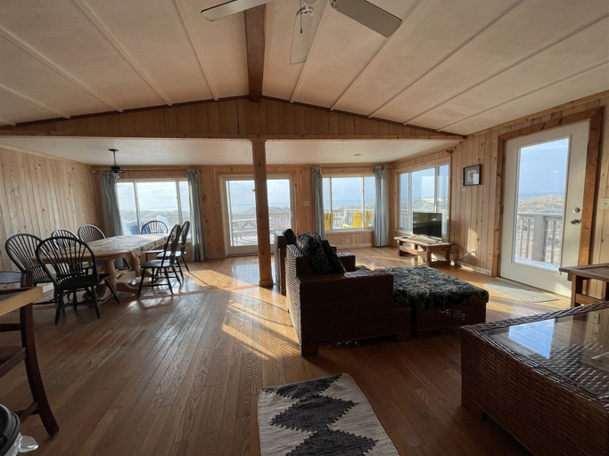 Living area 2, Hatteras Jack 3 Bedroom Cottage by RedAwning, Dare
