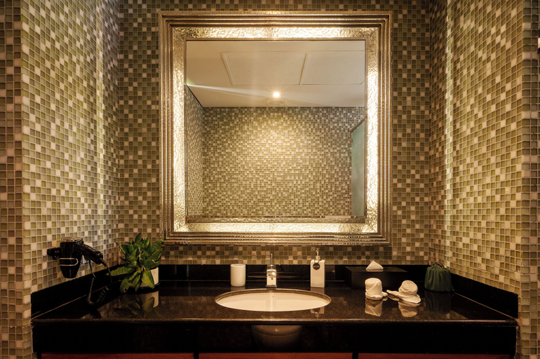 Bathroom 3, Sihina Lagoon Villa, Balapitiya