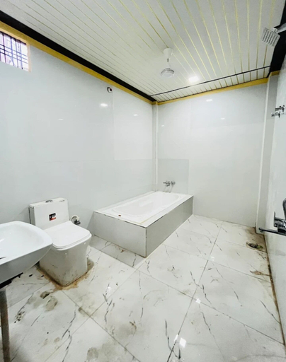 Bathroom 2, Hotel Basera, Lucknow