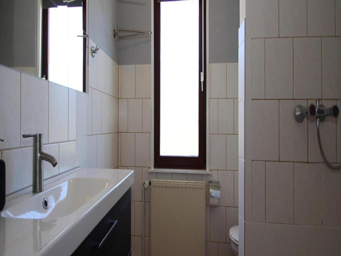 Bathroom 3, Ferienhaus am Vilzsee, Mirow, Mecklenburgische Seenplatte