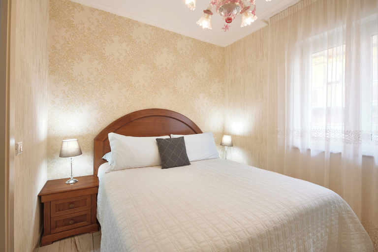 Bedroom 3, Rome Airport Inn, Rome