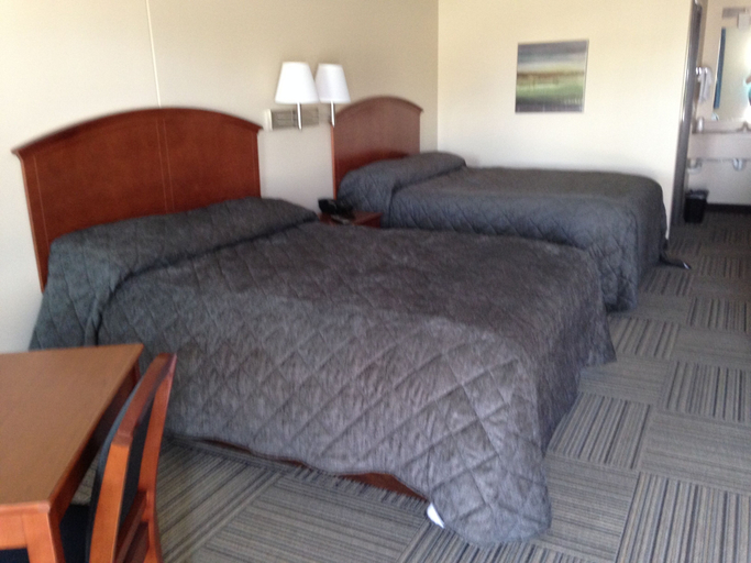 Room 5, Crossroads Lodge, Thurston