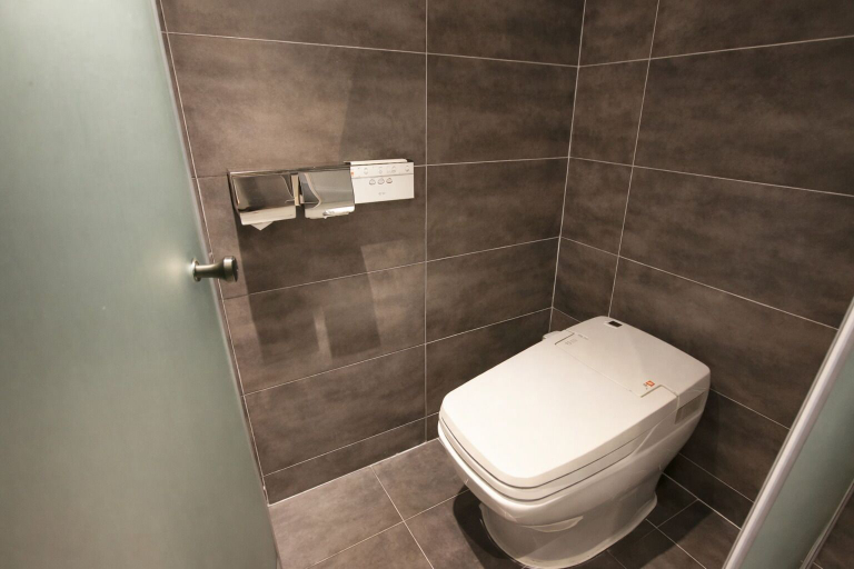 Bathroom 4, Bupyeong Zenith Hotel, Bupyeong