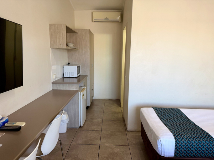 Bedroom 3, Ashwood Motel, Gosford - West