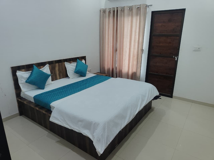 Room 5, Nitharwal Palace Hotel Khatu Shyam Ji, Sikar