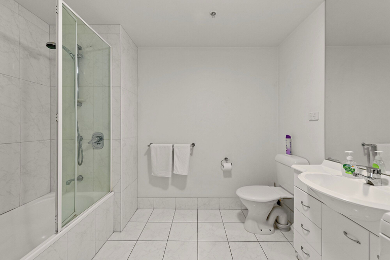 Bathroom 3, Exclusive Stays - The Summit, Melbourne