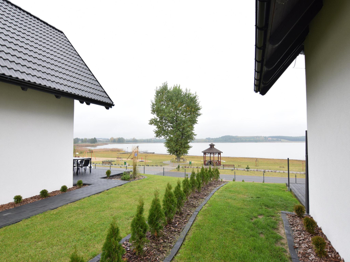 Others 5, Cottage by Kiedrowickie Lake with Boat Access, Bytów