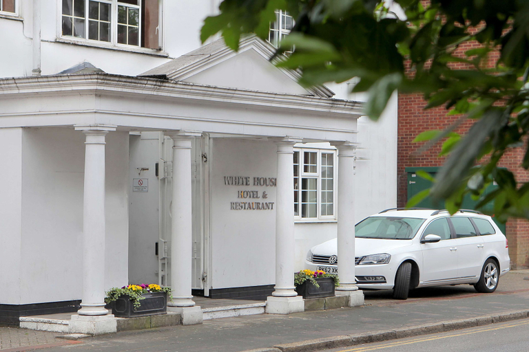 Exterior & Views 2, Best Western White House Hotel, Hertfordshire