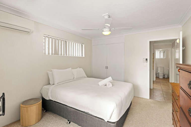 Room 5, Burleigh Coastal Haven - Kingston 4, Gold Coast