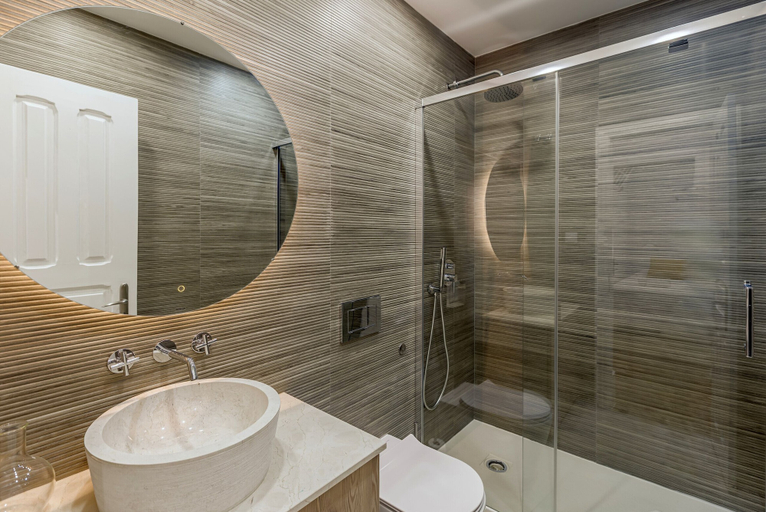 Bathroom 4, Marques DE Pombal Vintage by Homing, Lisbon