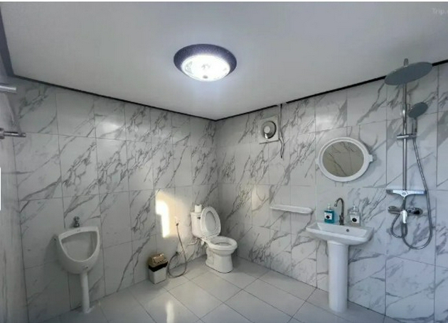 Bathroom 5, Mon Ing Dao Resort, Mae Rim