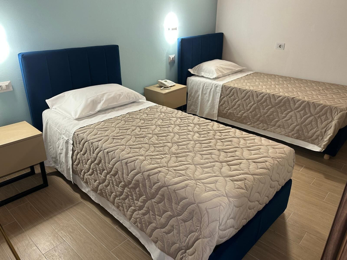 Room 3, Hotel Nova, Varese