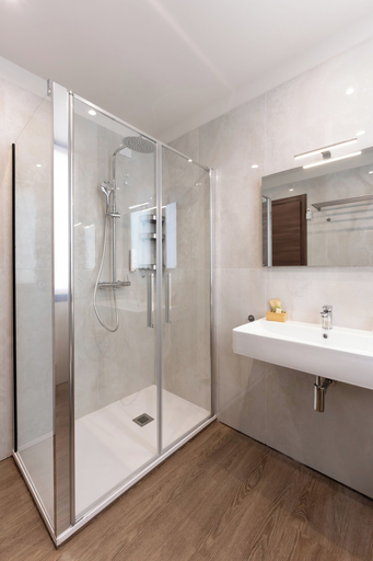 Bathroom 5, Hotel Gardenia, Brescia