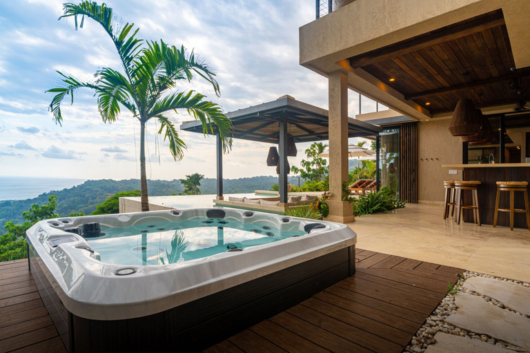 Room 4, Riverstone Elevated Living Near Beach Town, Aguirre