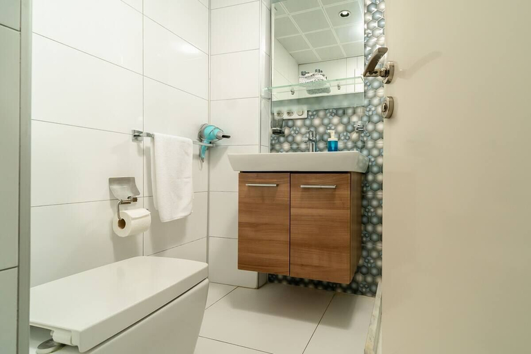 Bathroom 3, Doğa Bozcaada, Bozcaada
