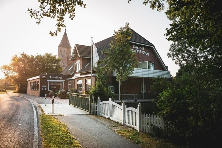 Exterior & Views 2, Kirchspielkrug Landhotel und Restaurant, Nordfriesland