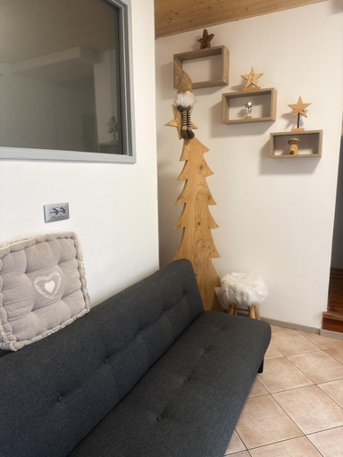 Others 5, B&B Piazza, Trento