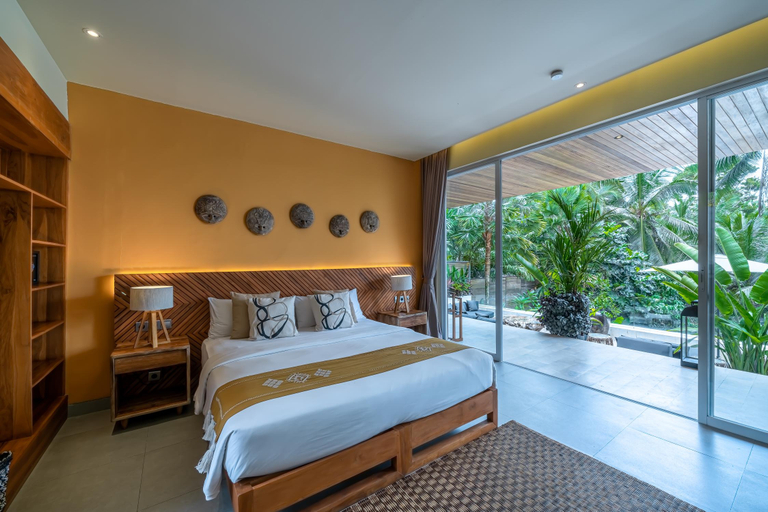 Bedroom 2, Villa Sandro - 3BR Escape—Lush Jungle Views & Pool, Gianyar