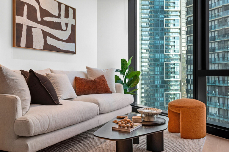 Living room 2, Chic Apartment Near Crown Casino,pool, Gym & Views, Melbourne