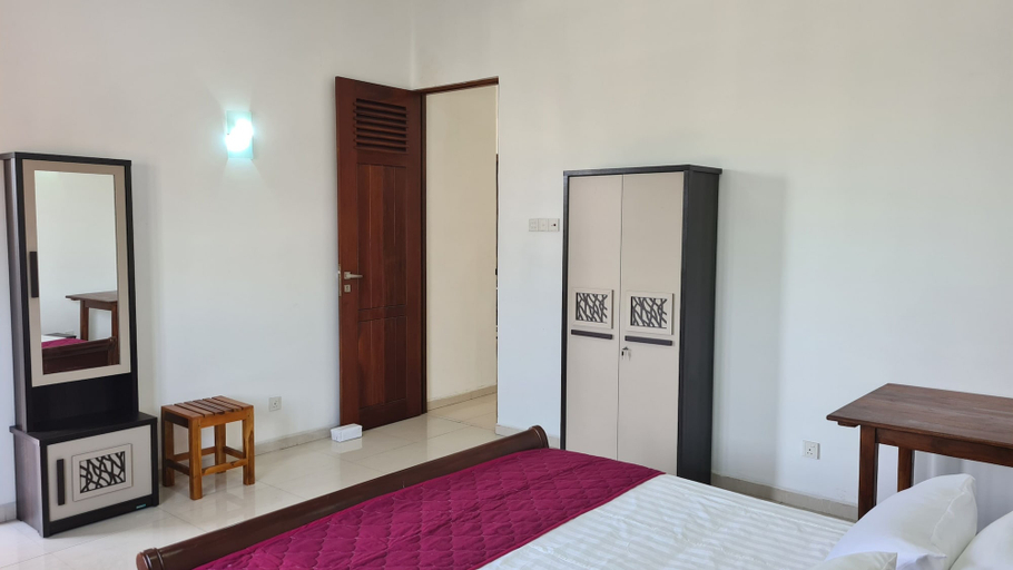 Room 4, Oceanway Residences, Wattala
