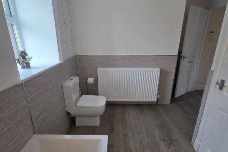 Bathroom 2, Farm Cottage at Foot Angus Glens, Angus
