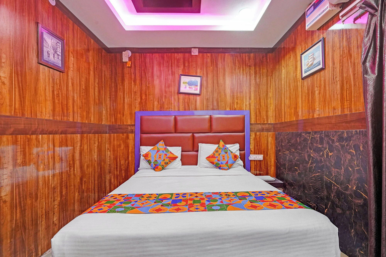 Room 4, Fabhotel Aditya Guest House 3, Cuttack
