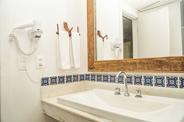 Bathroom 5, Arraial D'Ajuda Eco Resort, Porto Seguro