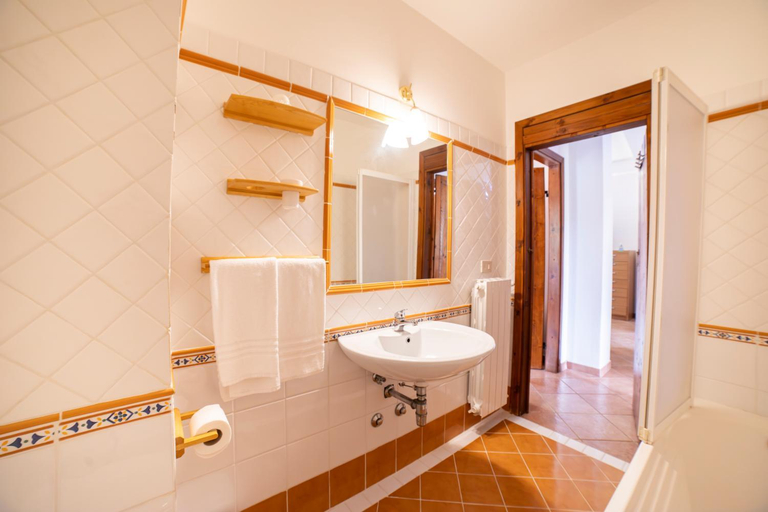 Bathroom 3, Agriturismo Le Forre del Treja, Viterbo