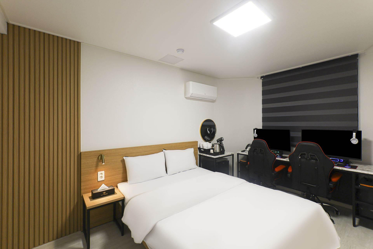 Bedroom 4, Yeosu Hotel The Classic, Yeosu