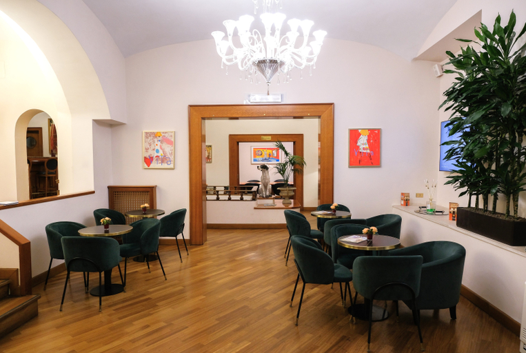 Public Area, Medici, Rome