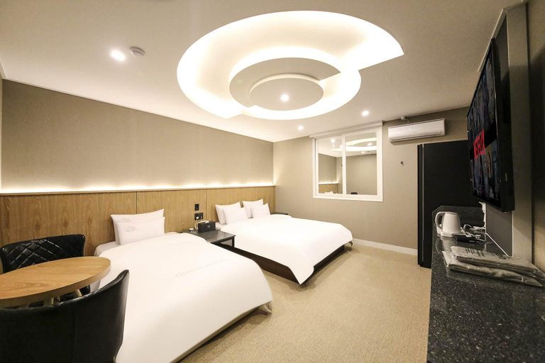 Bedroom 2, Asan Hotel Atrium, Asan