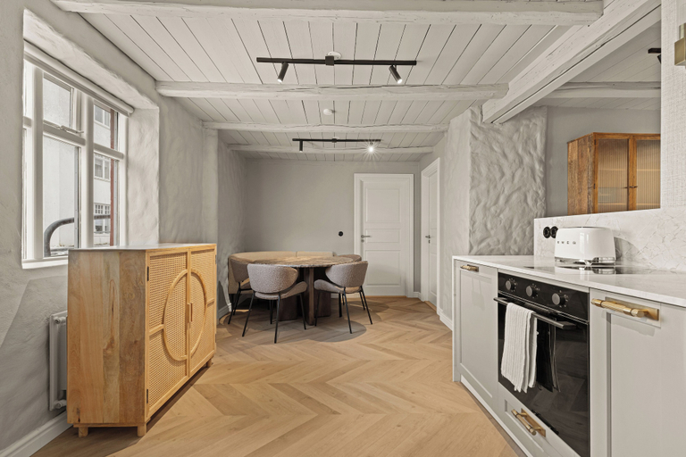 Private kitchen 2, Best location downtown Reykjavik, Reykjavík