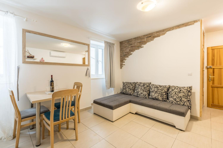 Others 2, Split Old Town Rooms Matushko, Split