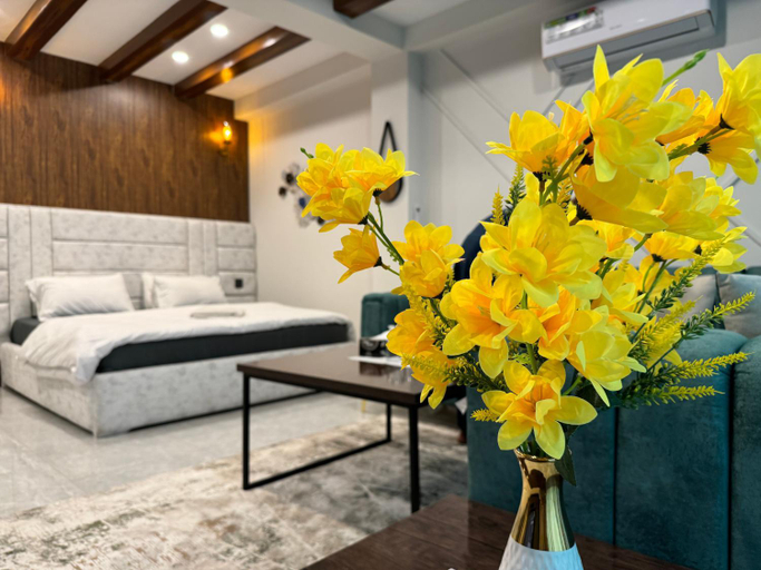 Bedroom 4, Murree Spring Apartment, Rawalpindi