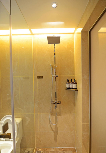 Bathroom 3, E-Cheng Hotel Liuzhou Sanjiang Fengyu Bridge, Liuzhou