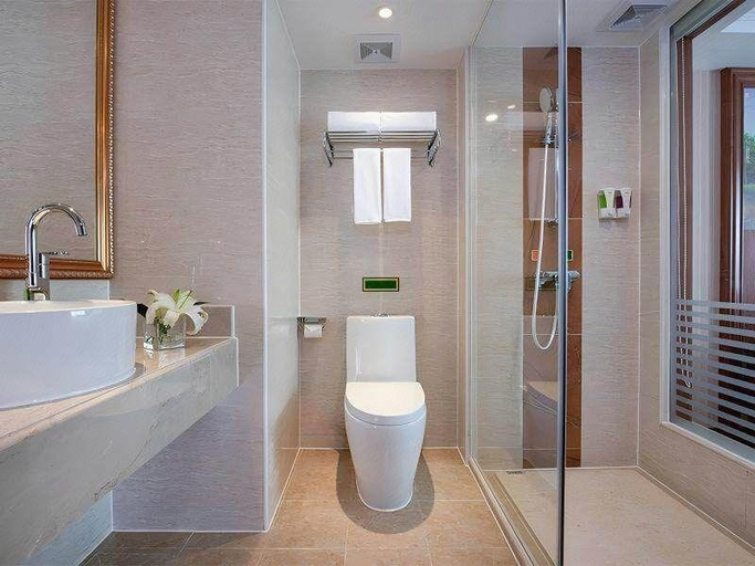 Bathroom 3, Vienna International DG Chang'an North Station, Dongguan