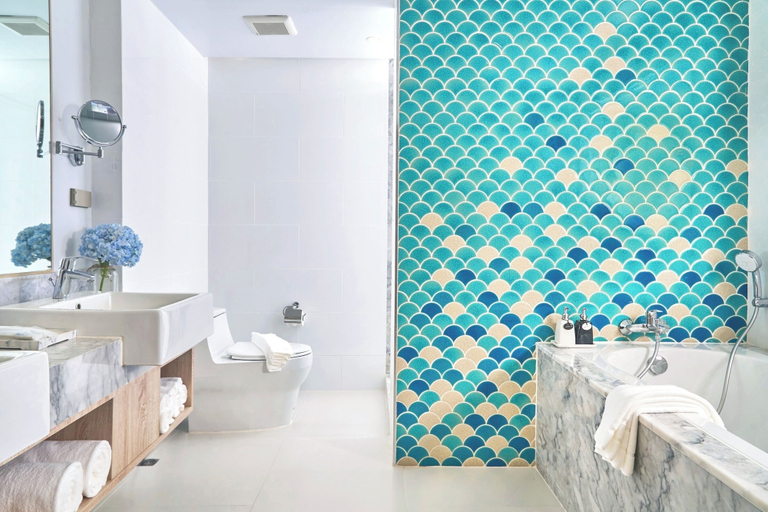 Bathroom 4, LIV Hotel Phuket Patong Beachfront, Pulau Phuket