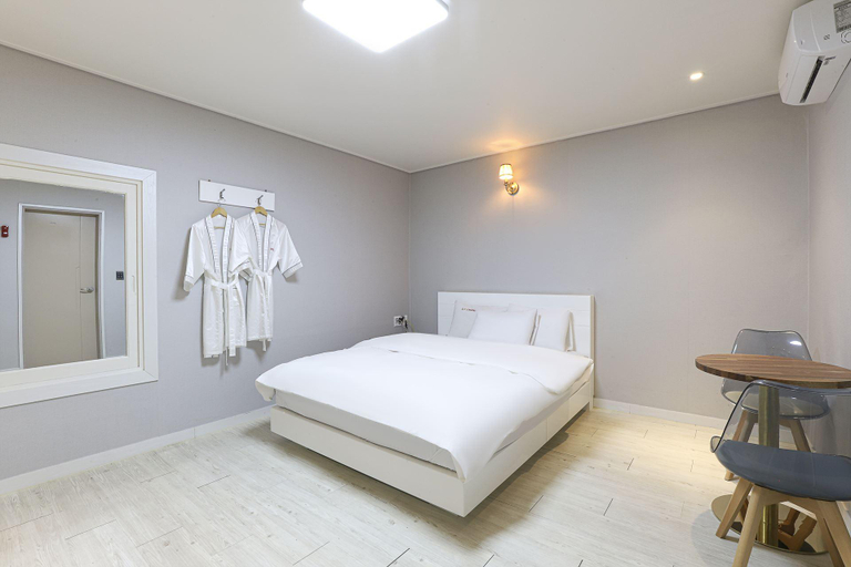 Bedroom 3, Daegu Hwanggeumdong Hotel TOP365, Buk