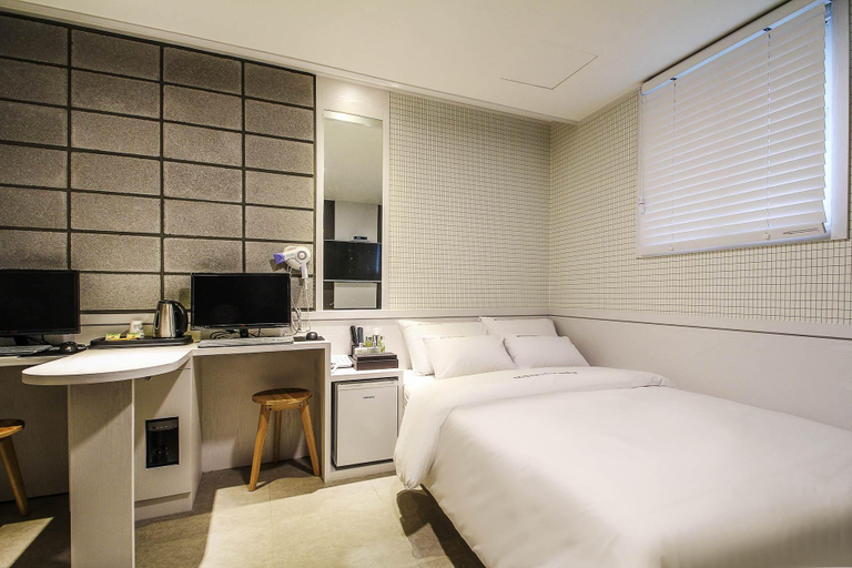Bedroom 4, Mia Kanu (Samyang-dong Sageori), Gangbuk