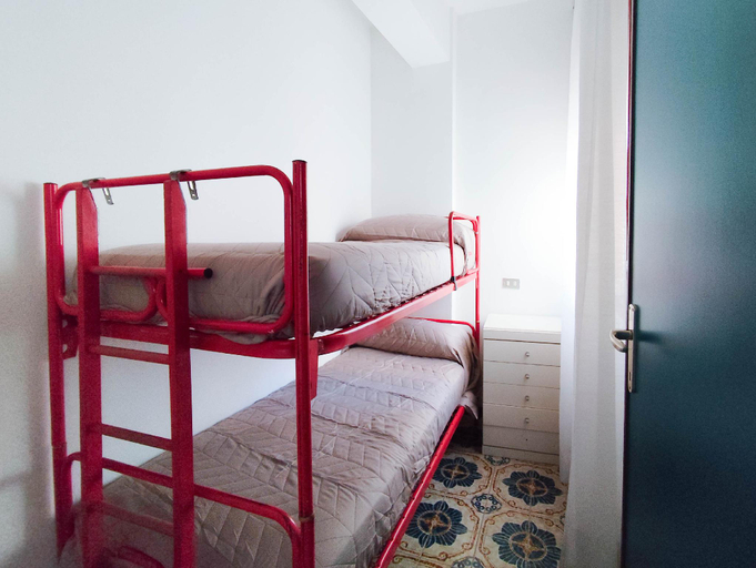 Bedroom 2, Relaxing apartment in pine forest, Venezia