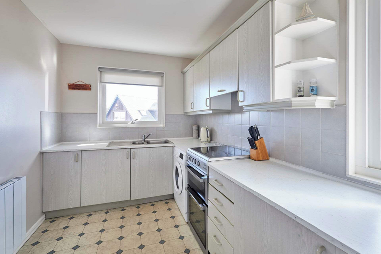 Room 3, Host Stay - Baywatch, Northumberland