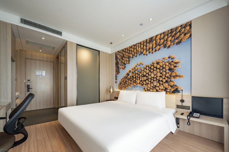 Bedroom 2, Mercure Shanghai Pudong Zhangjiang Park, Shanghai