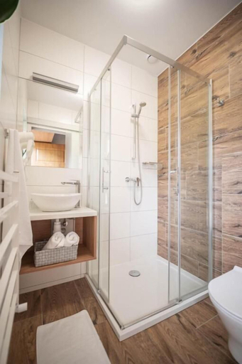 Bathroom, Alcest nad morzem, Gryfice