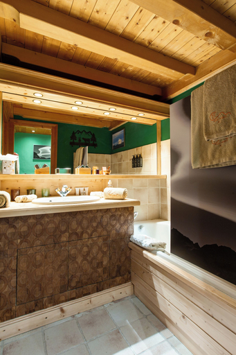 Bathroom 4, Megève Bois - Relais & Châteaux, Haute-Savoie