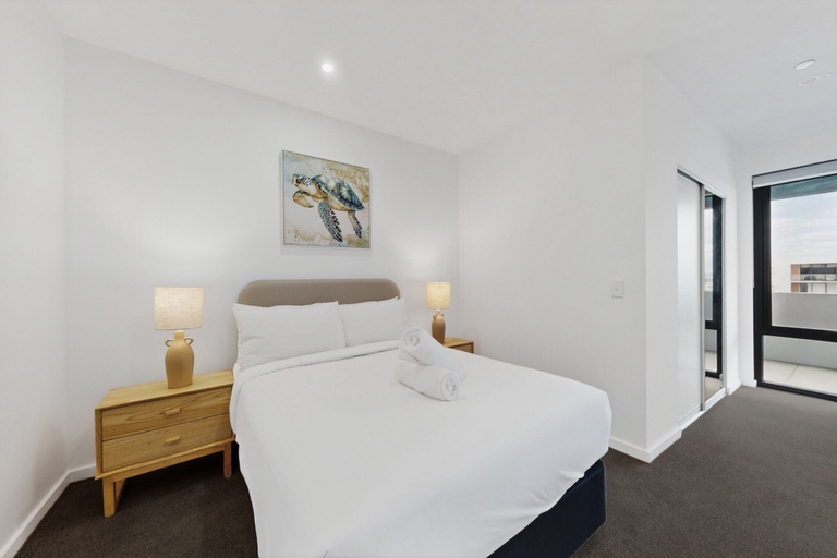 Room 5, Brand-new 3-bed Apartment With Scenic Views, Perth
