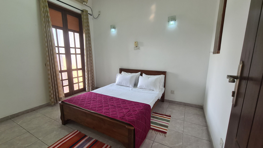 Room 3, Oceanway Residences, Wattala