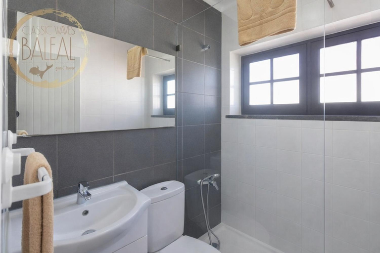 Bathroom, Baleal Classic Waves Guest House, Peniche